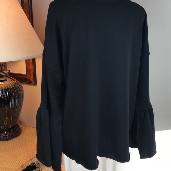 💥HP💥NWT Plus Size Blk Embroidered Sweatshirt  1X - Picture 4 of 8
